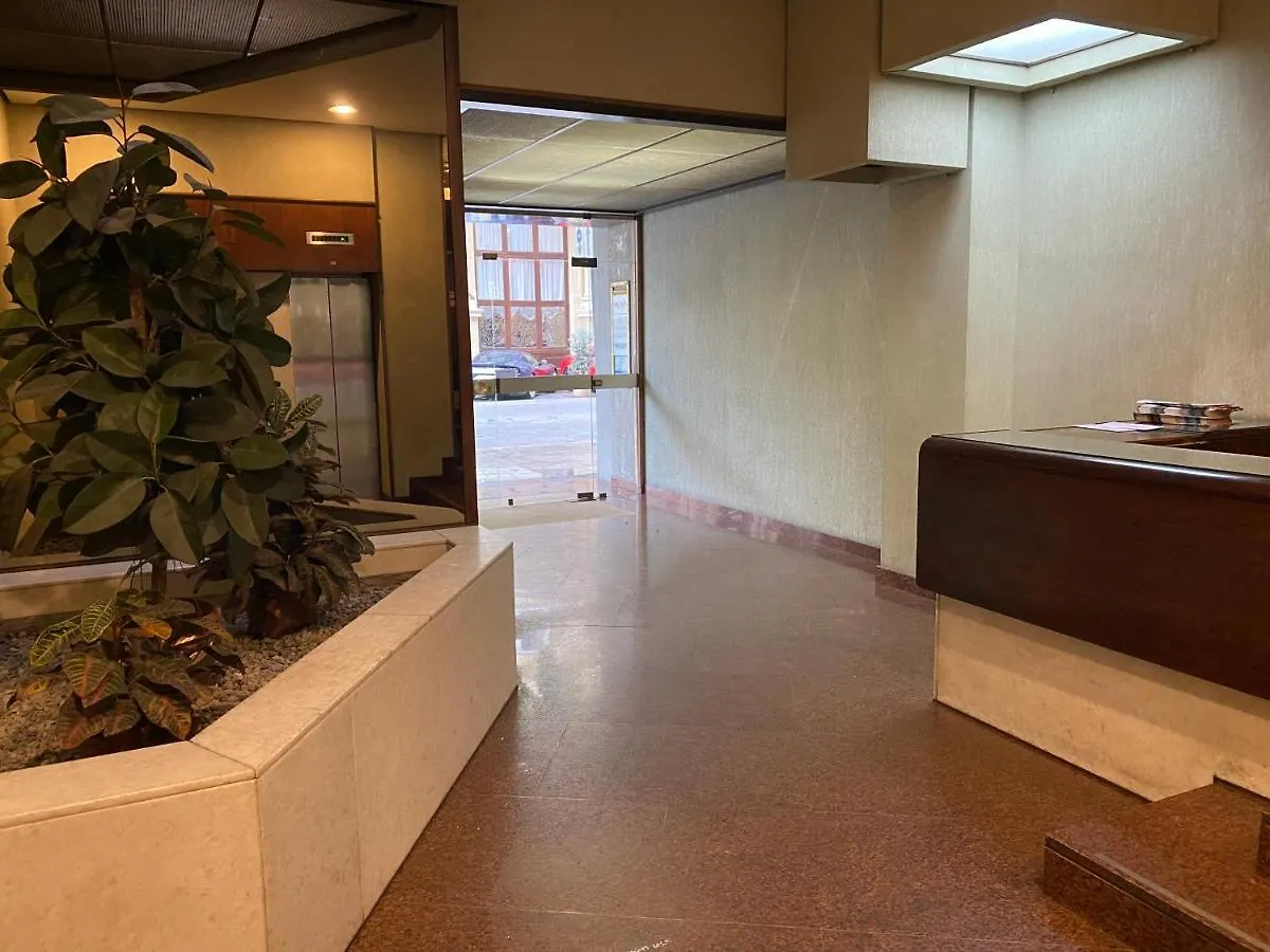 Delle Palme Rooms Elegante Monolocale In Centro Palermo 0*,