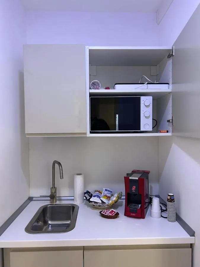 Apartment Delle Palme Rooms Elegante Monolocale In Centro Palermo Italy