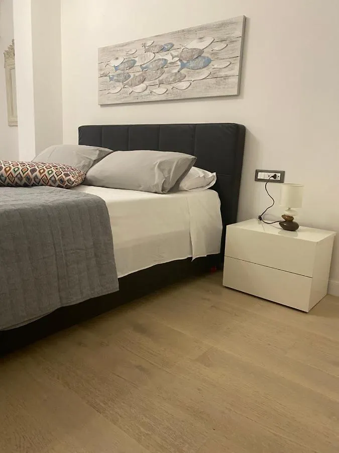 Delle Palme Rooms Elegante Monolocale In Centro パレルモ アパート