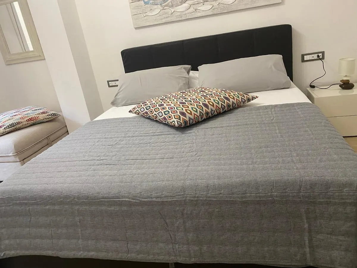 Delle Palme Rooms Elegante Monolocale In Centro Palermo